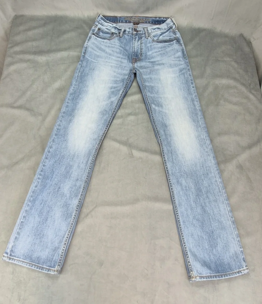 American Eagle Core Flex Original Straight 30x34 Light Washed Blue Jeans